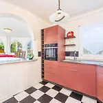 Villa Malik Mit Meerblick Und Pool