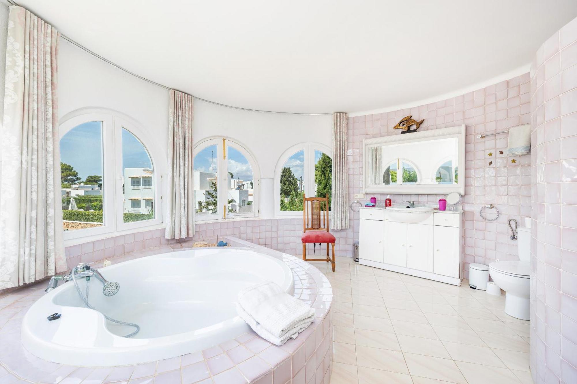 Villa Malik Mit Meerblick Und Pool *